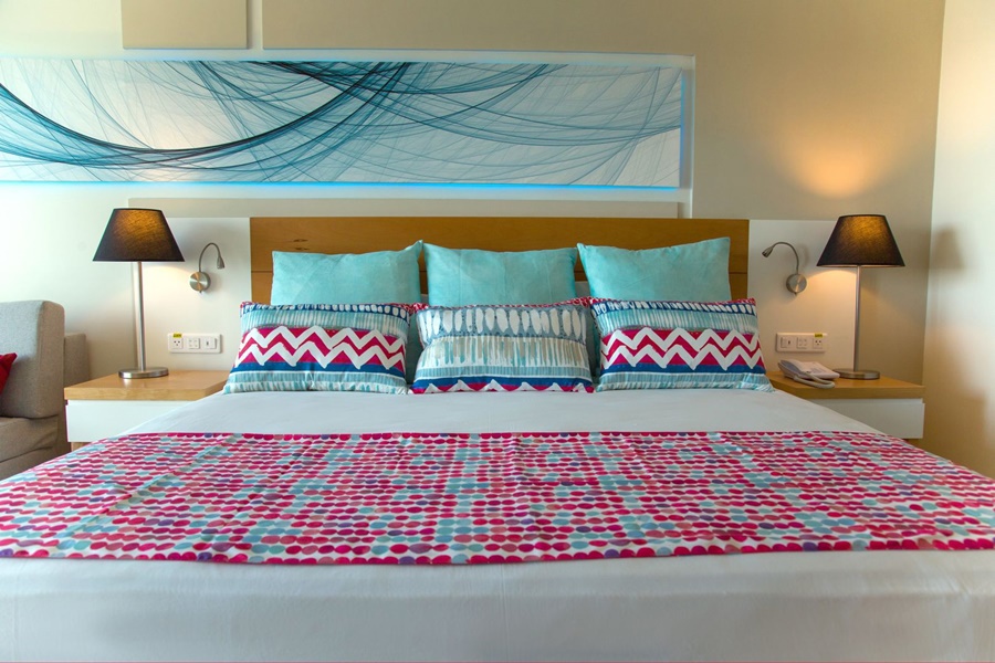 Gran Muthu Almirante Beach