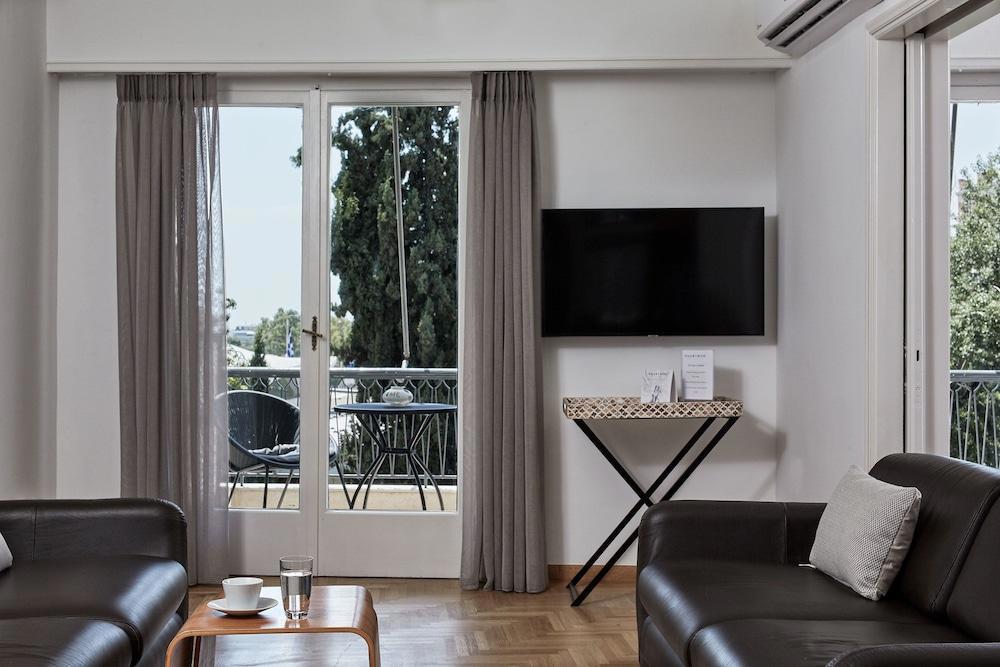 Chic One Bd Apartment With Hilton View