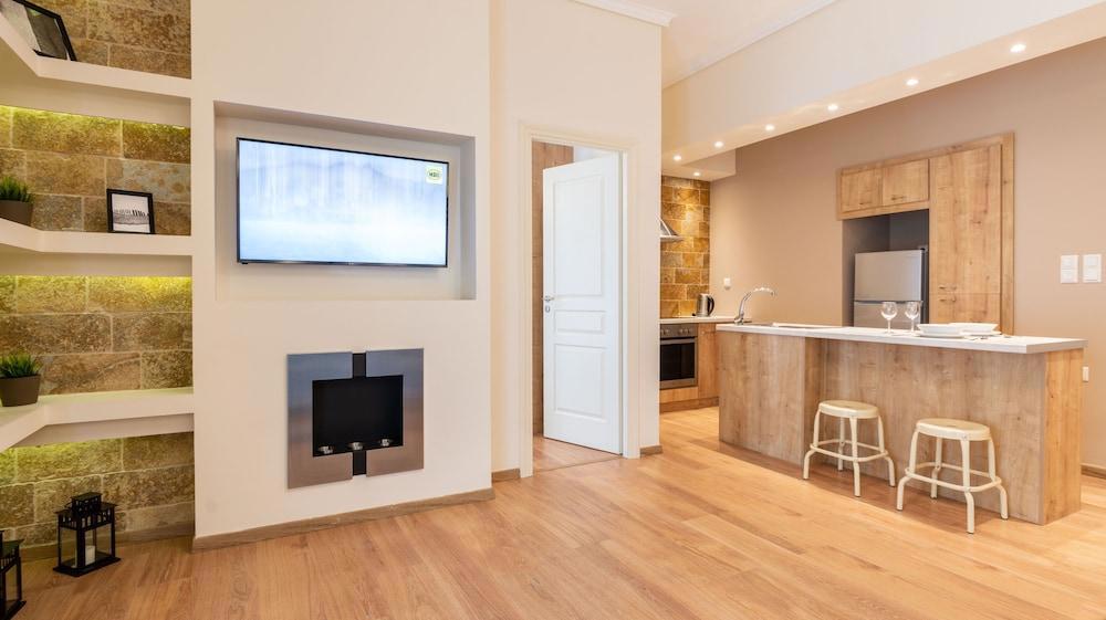 Contemporary Apartment Made Of Wood And Stone