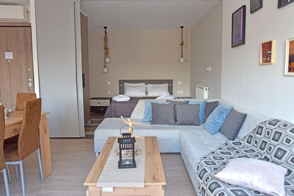 Supreme Comfort Apartments by Athens Stay fotoğrafı
