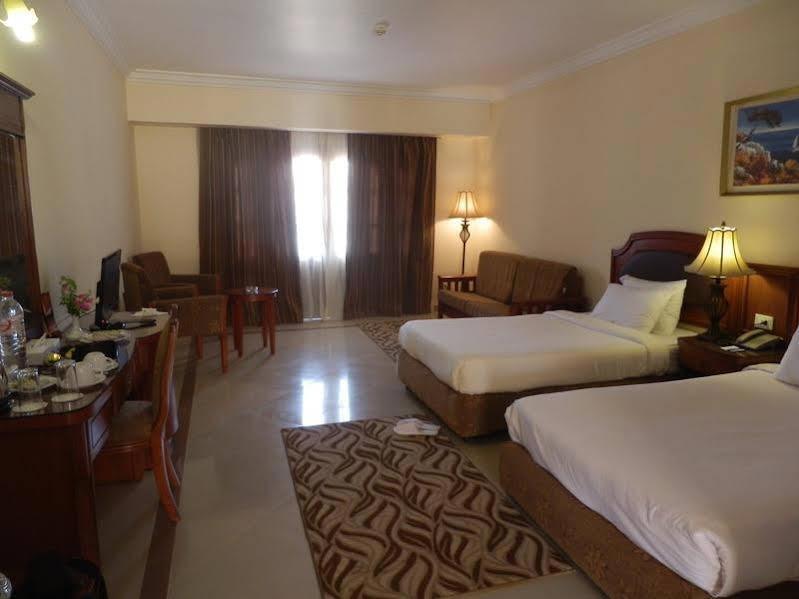 Life Resort Coral Hills