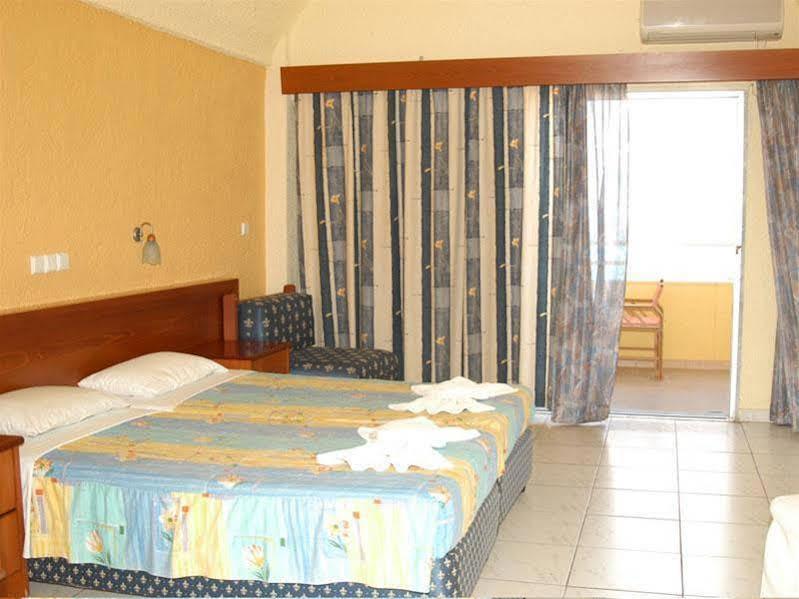 Sousouras Hotel galeri fotoğrafı