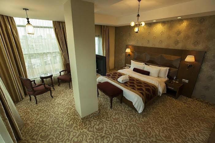 Fiori Hotel