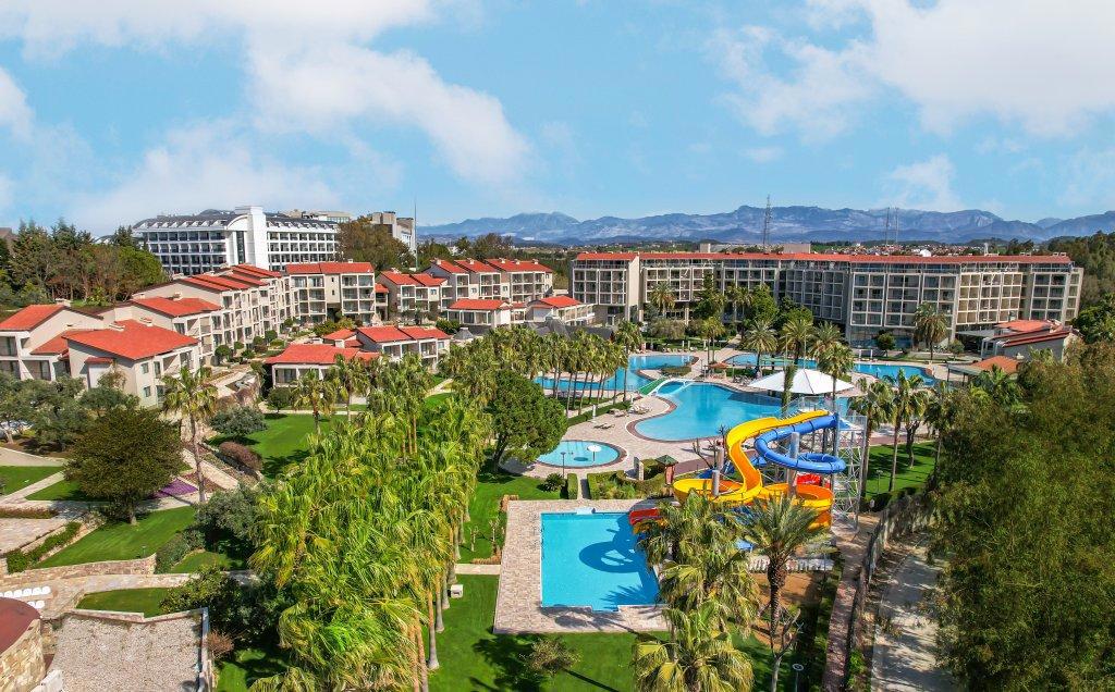Arum Barut Collection galeri fotoğrafı