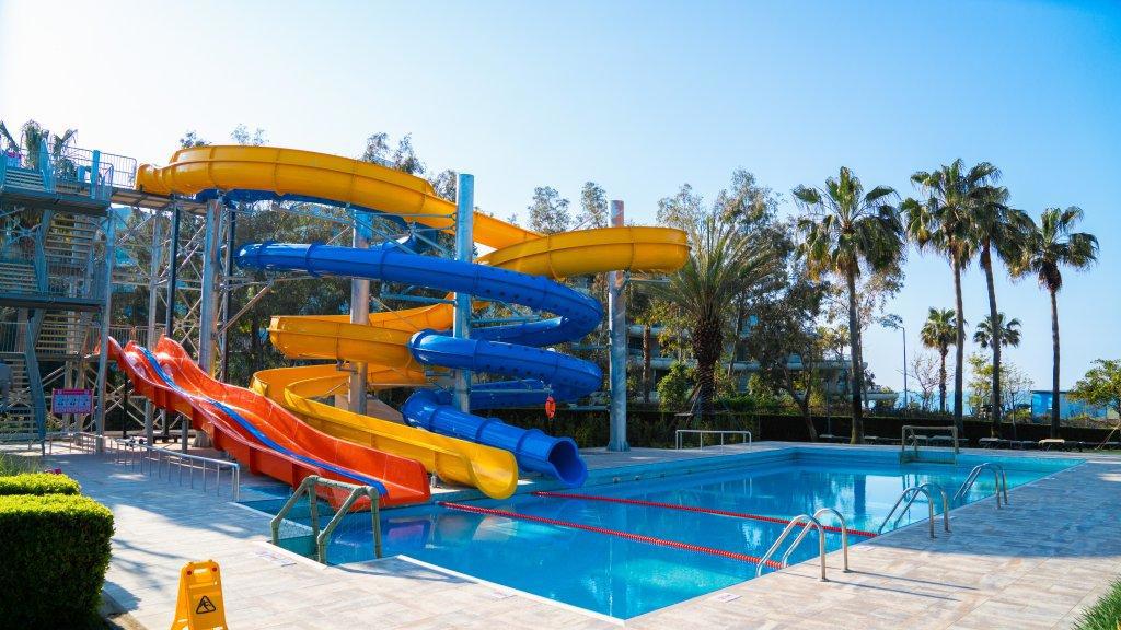 Arum Barut Collection galeri fotoğrafı