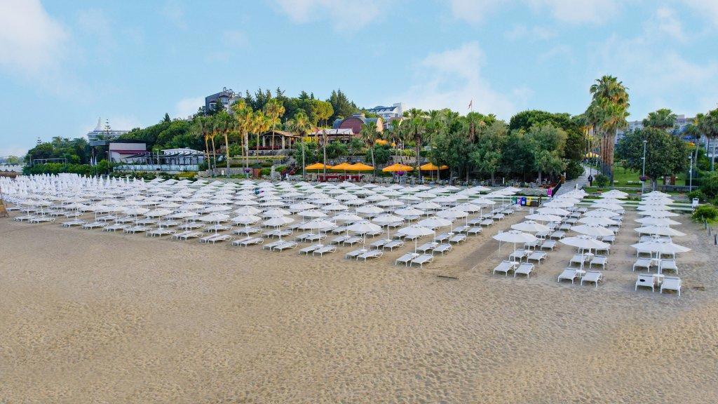 Arum Barut Collection galeri fotoğrafı