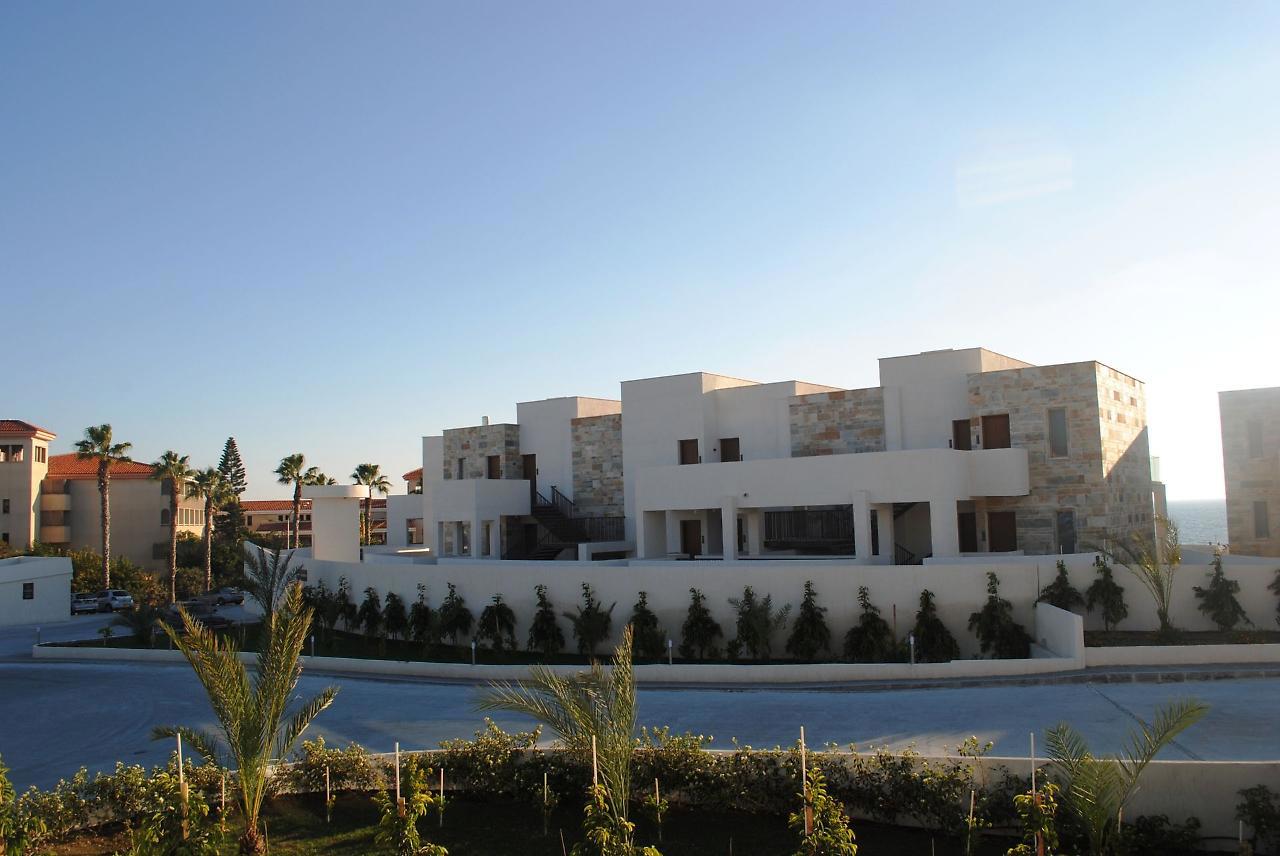 Gold Lagoon Kosher Hotel