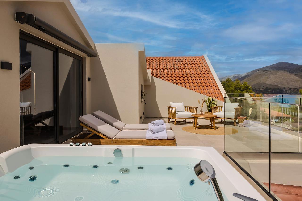 Veranda Suite