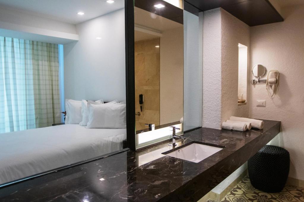 Eurobuilding Hotel & Suites Lecheria