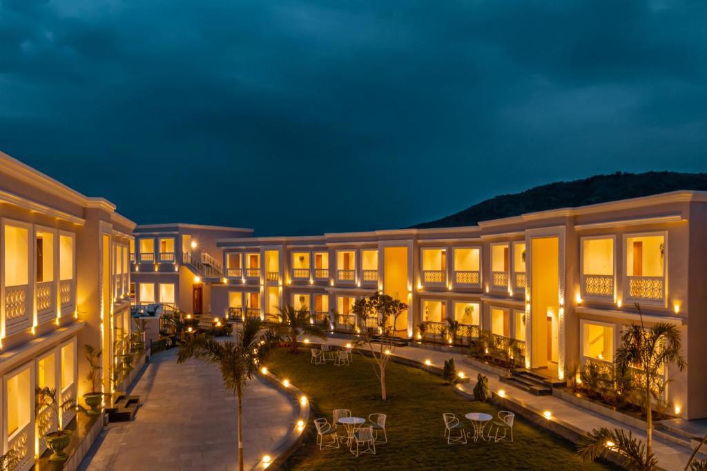 Tree Of Life Vantara Resort And Spa