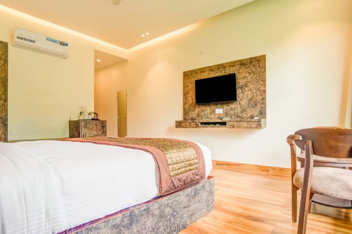 Summit Jungle Resort