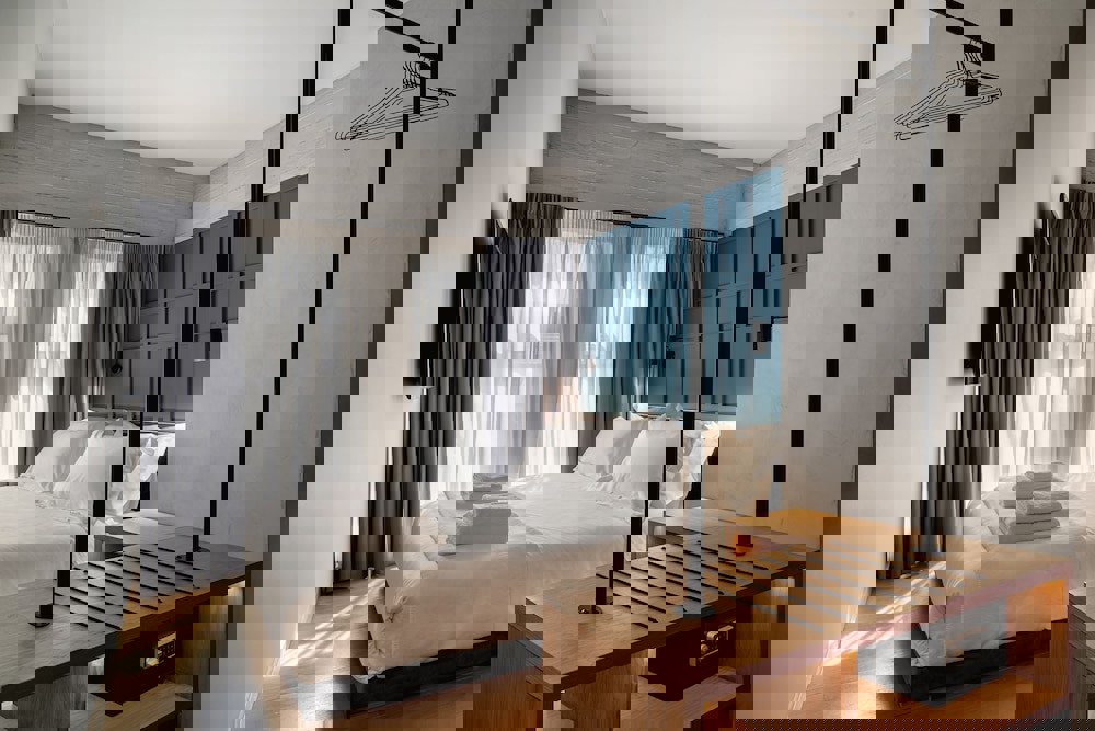 Bob W Akadimia Athens